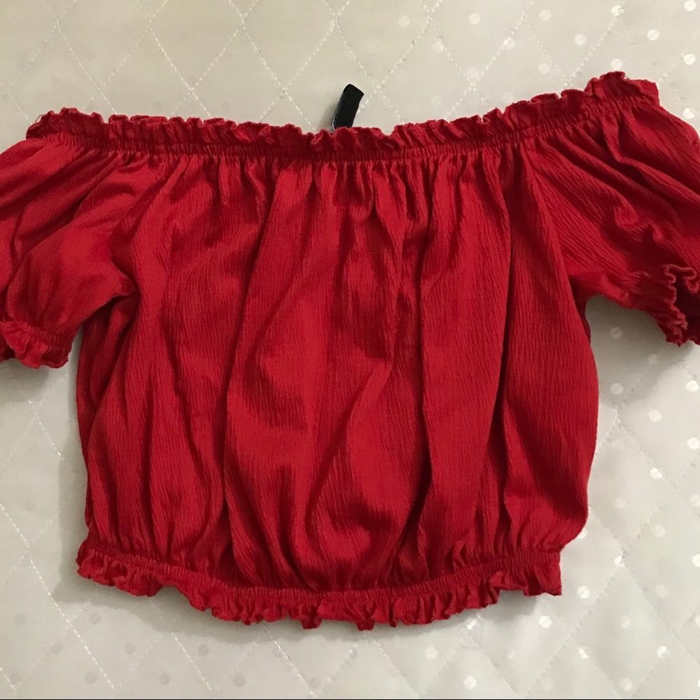 red crop top